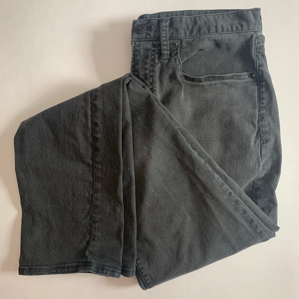 GAP Denim Men’s Dark Gray Wash Slim Jeans 30 x 32